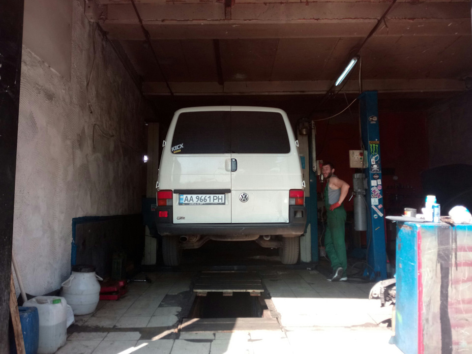 Чоппер в багажнику + ТО та колодки =) 1
