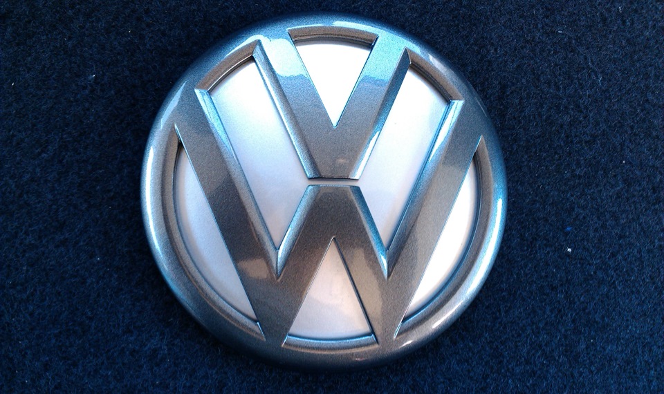 Емблема VW на кормі :-) 2