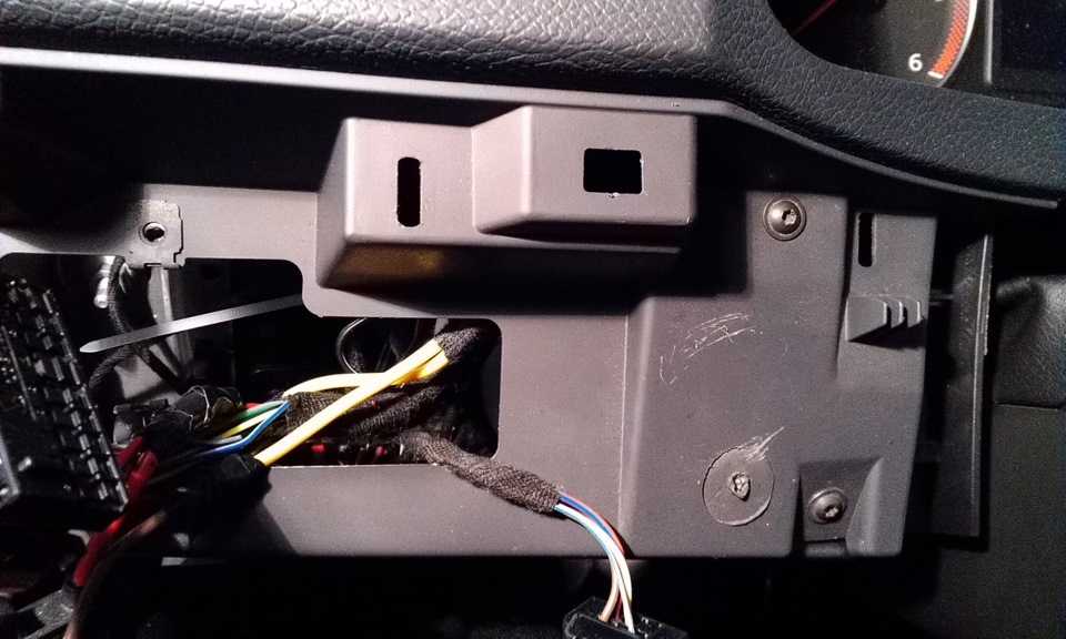 Розетка 12V в торпедо 2