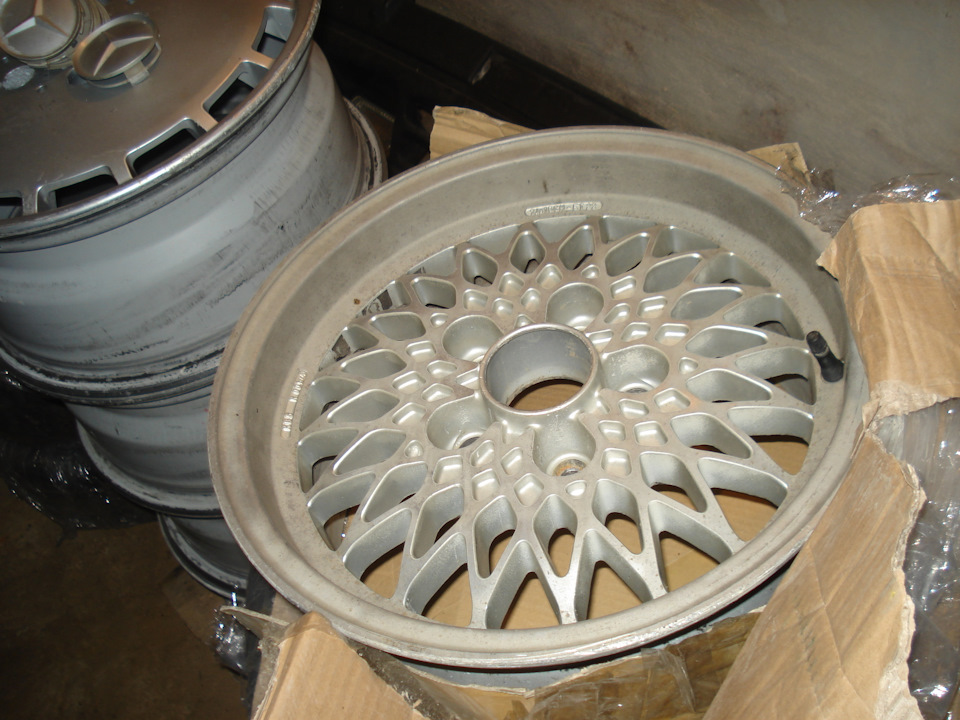 KBS R15 1
