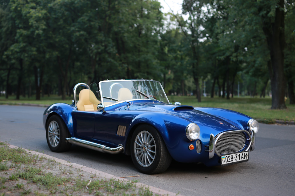 Продаю легенду Cobra Shelby Replica 1