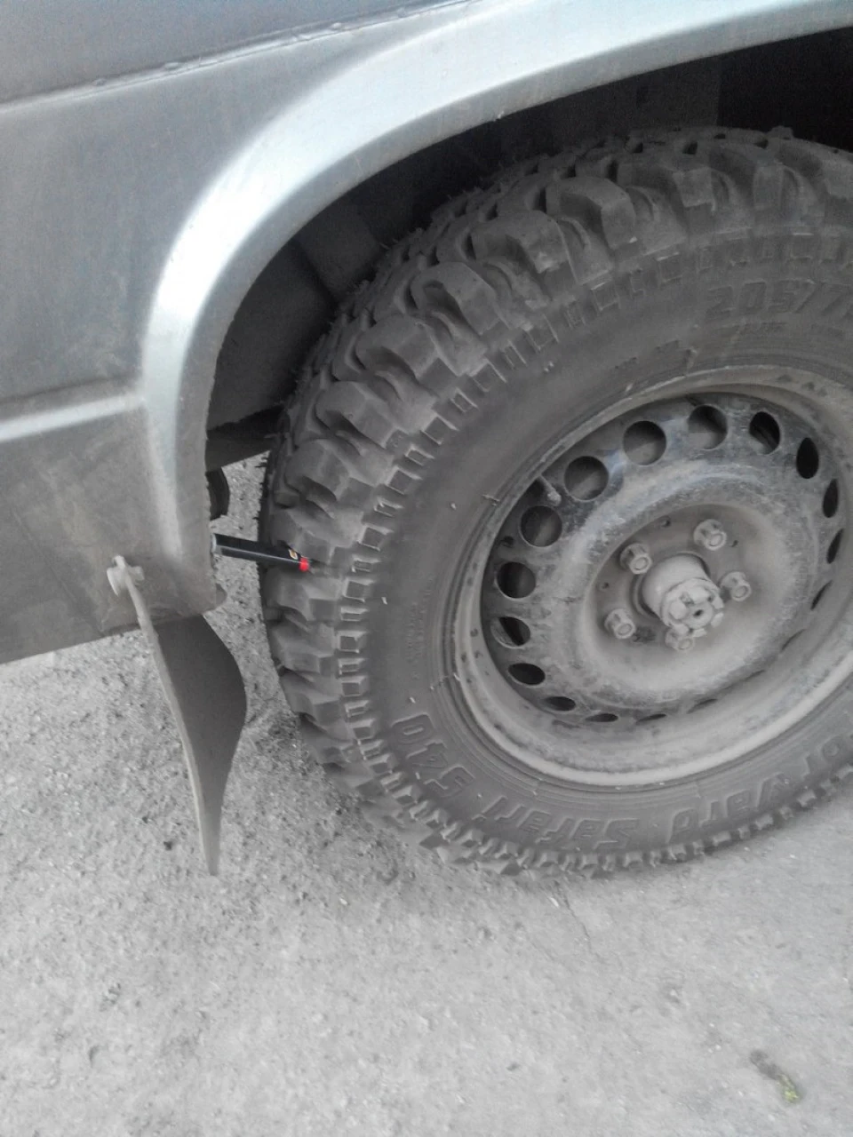 OFF-ROAD
