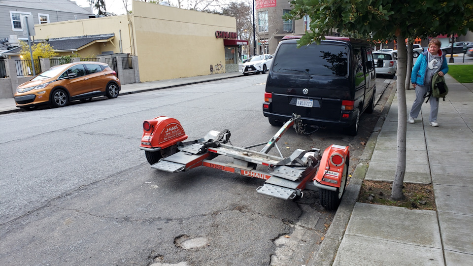 Tow dolly 1
