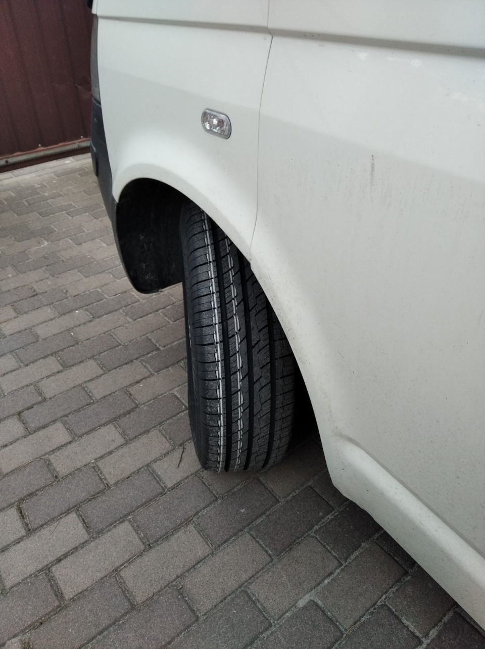 Купив і поставив літні шини Gislaved Com Speed ​​215/65 R16C 109/107R 4