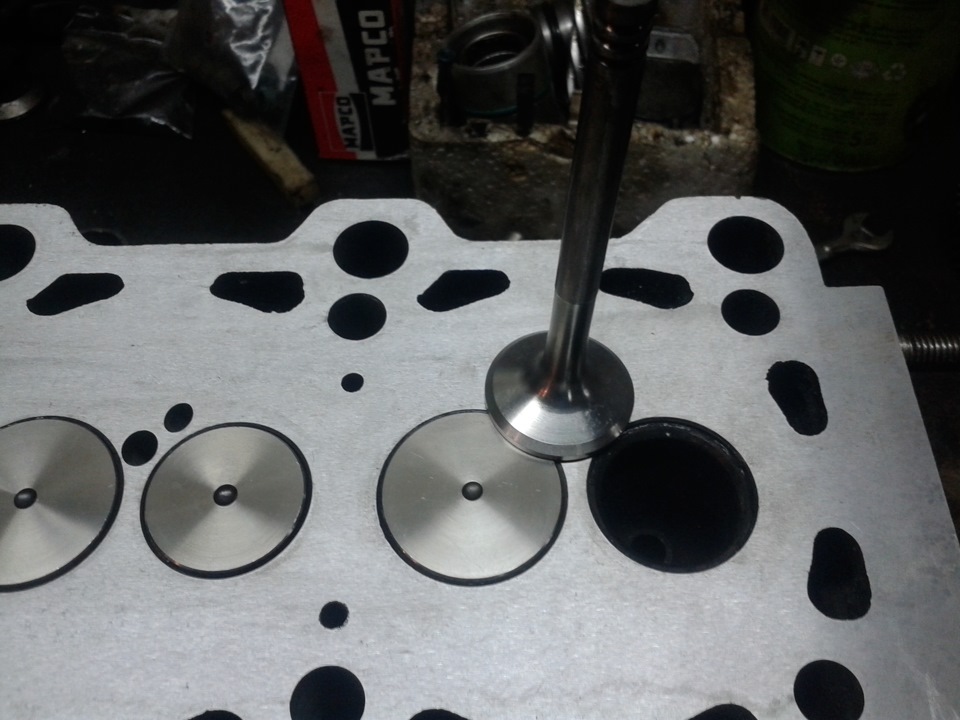 Нові клапани (впуск-випуск) і всяке різне… 4