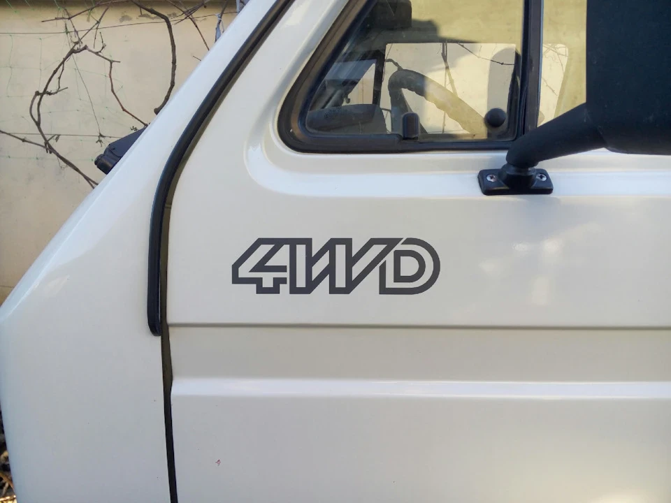Syncro 4wd stickers