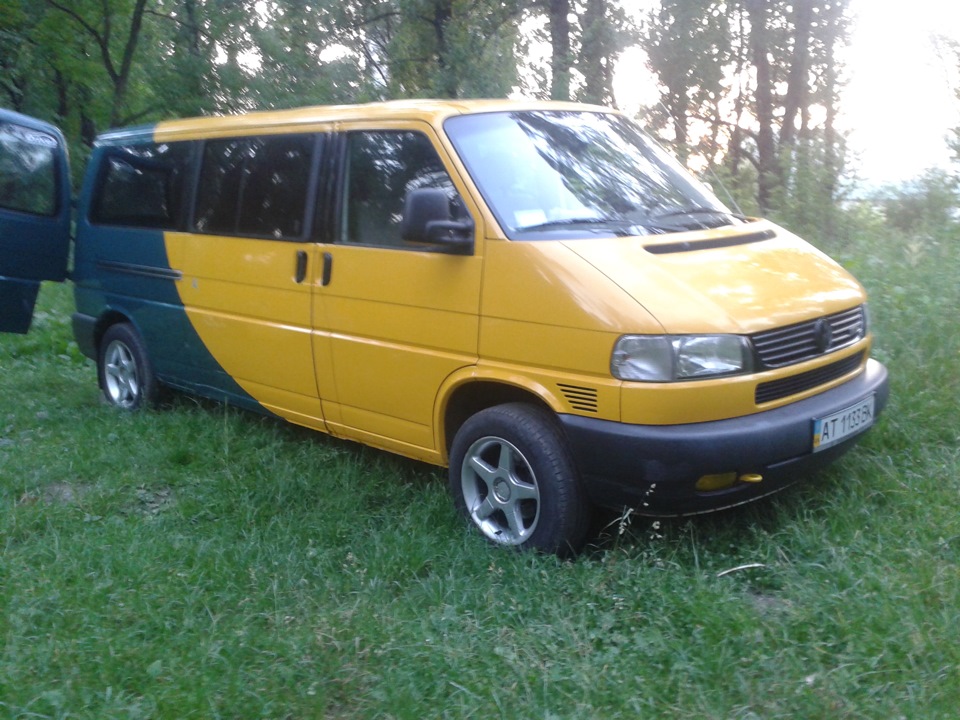 300 підписників 2