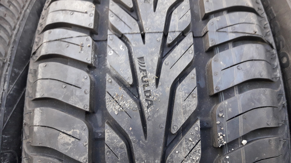 Fulda 225/60R16 Диски Rondel 7.5 et35 3