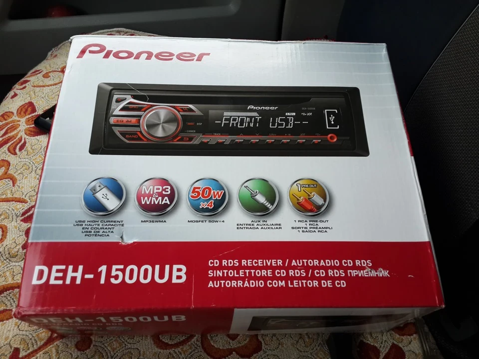 Pioneer VS JVC