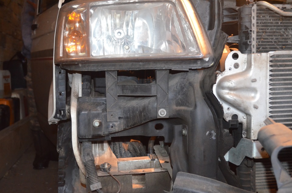 Встановлення Бі-ксенонових лінз Koito Q5 3,0 2