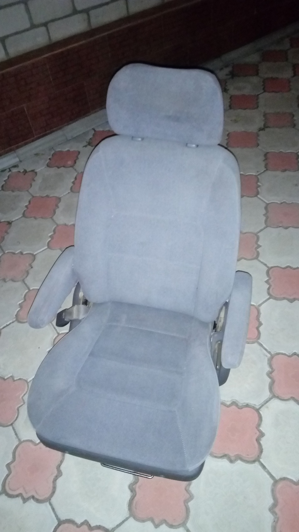 Сидіння приїхали раніше! 1