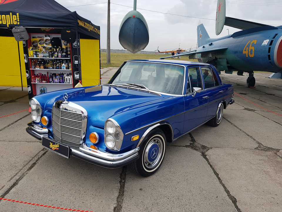 Осінній OldCarLand 2019 3