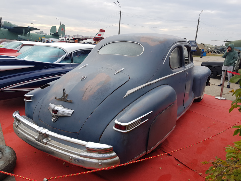 Осінній OldCarLand 2019 2