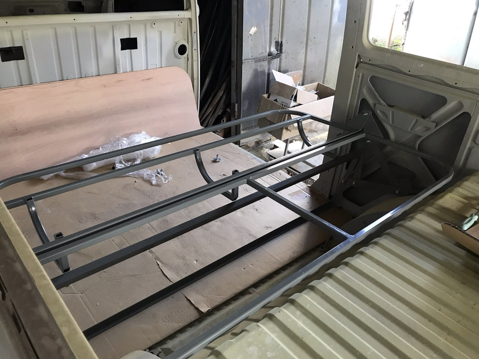 Розкладний диван Westfalia 2