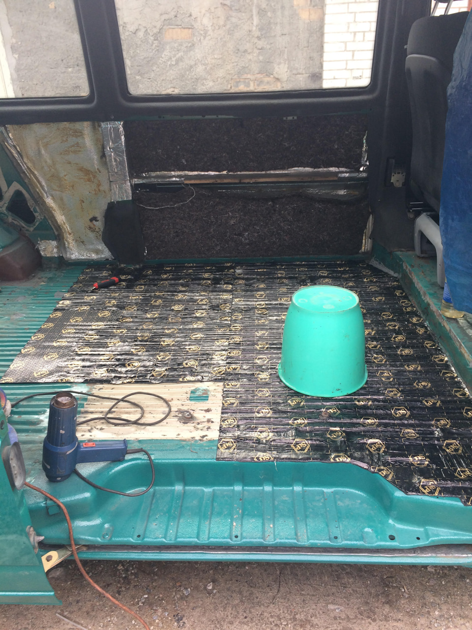 За півроку зібрав автомобіль) 1
