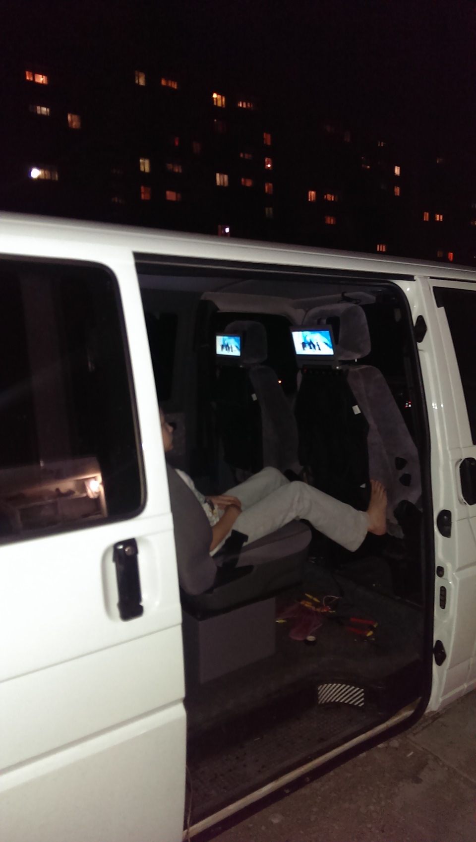 мультимедіа в авто та інші приємності ... 2