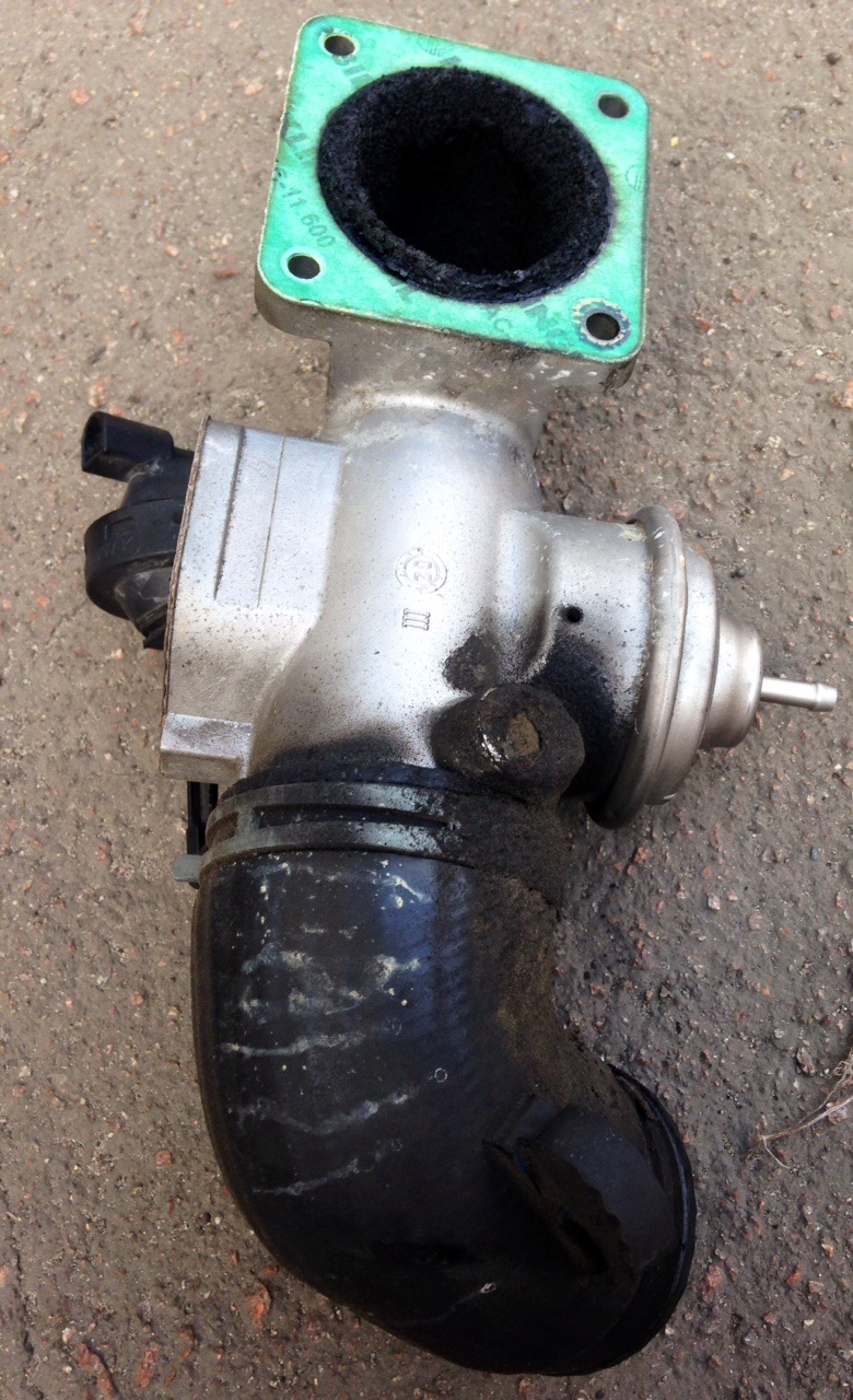 Чистка впускного колектора та заглушка EGR T4 2