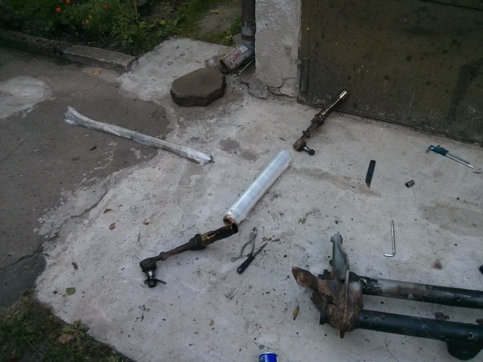 Передня балка, торсіон. 2