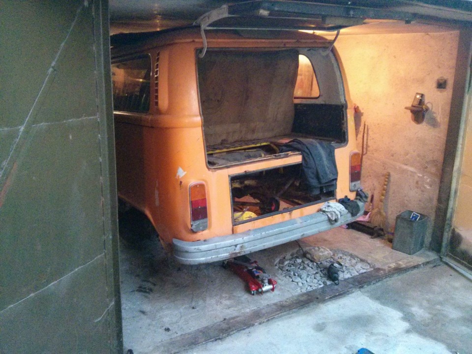 Задня ходова, півосі. 2
