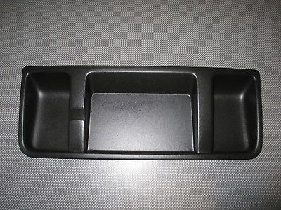Оригінальна полиця з резеткою 12V. 1