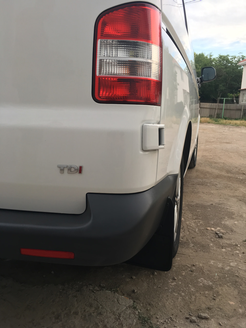 Неприємна ситуація вдарили авто та поїхали 4