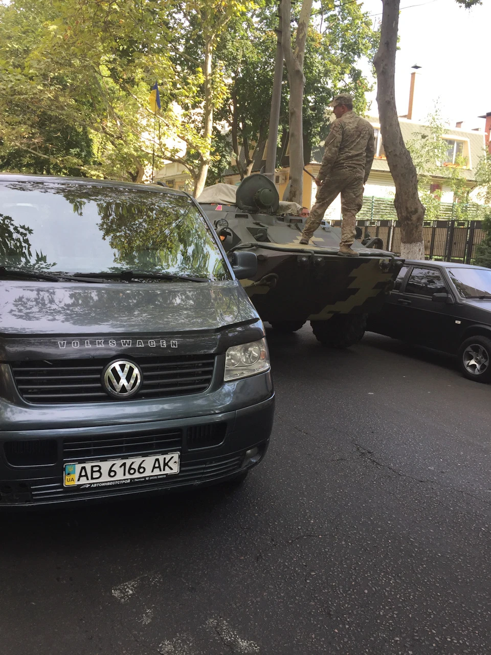 Загорілися всі передачі