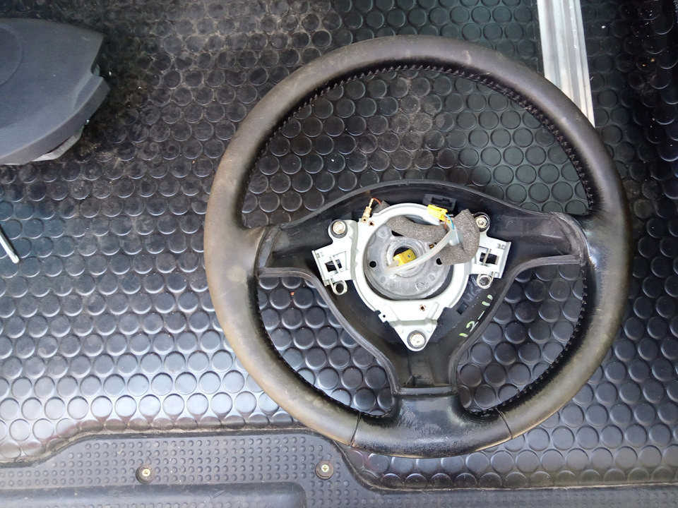 Продам Кермо golf caddi t4 t4 b3 b4 b5 2