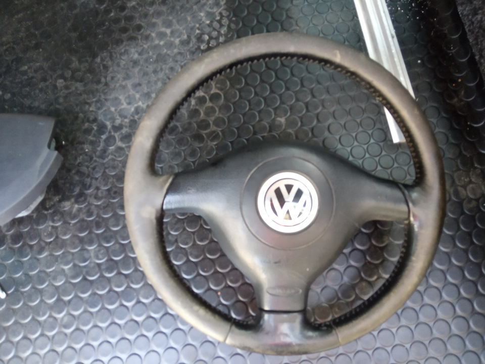 Продам Кермо golf caddi t4 t4 b3 b4 b5 3