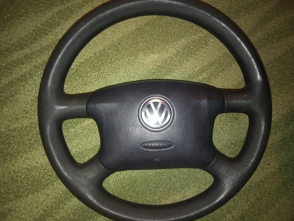 Продам рулі vw 3