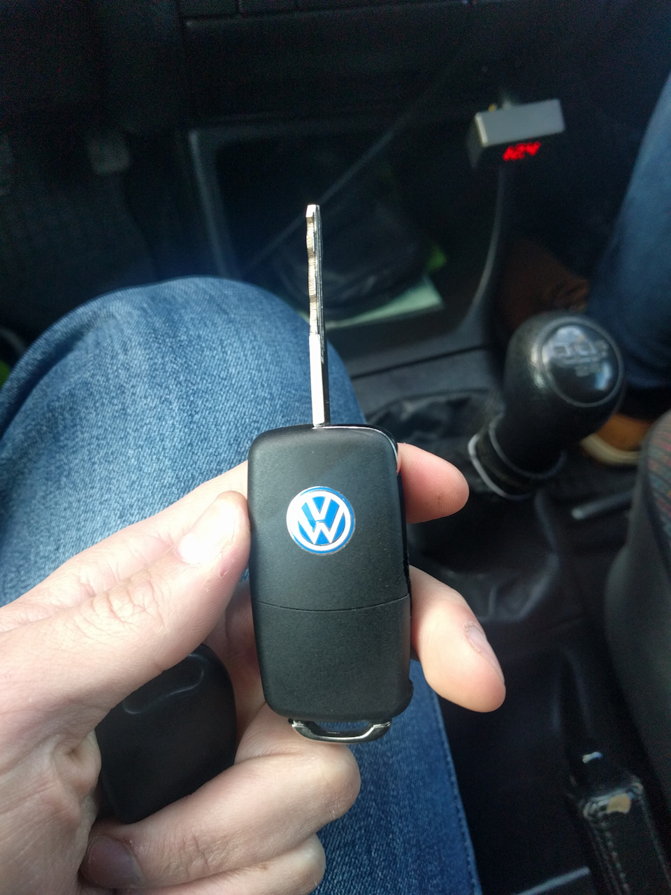 Викидний ключ Volkswagen 4