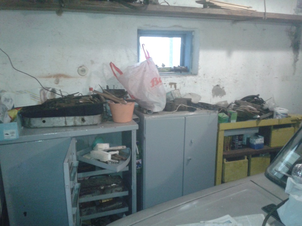 порався в гаражі 4
