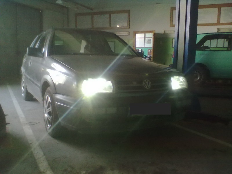 Встановлення суперяскравого світлодіоду габаритів VW Vento 3
