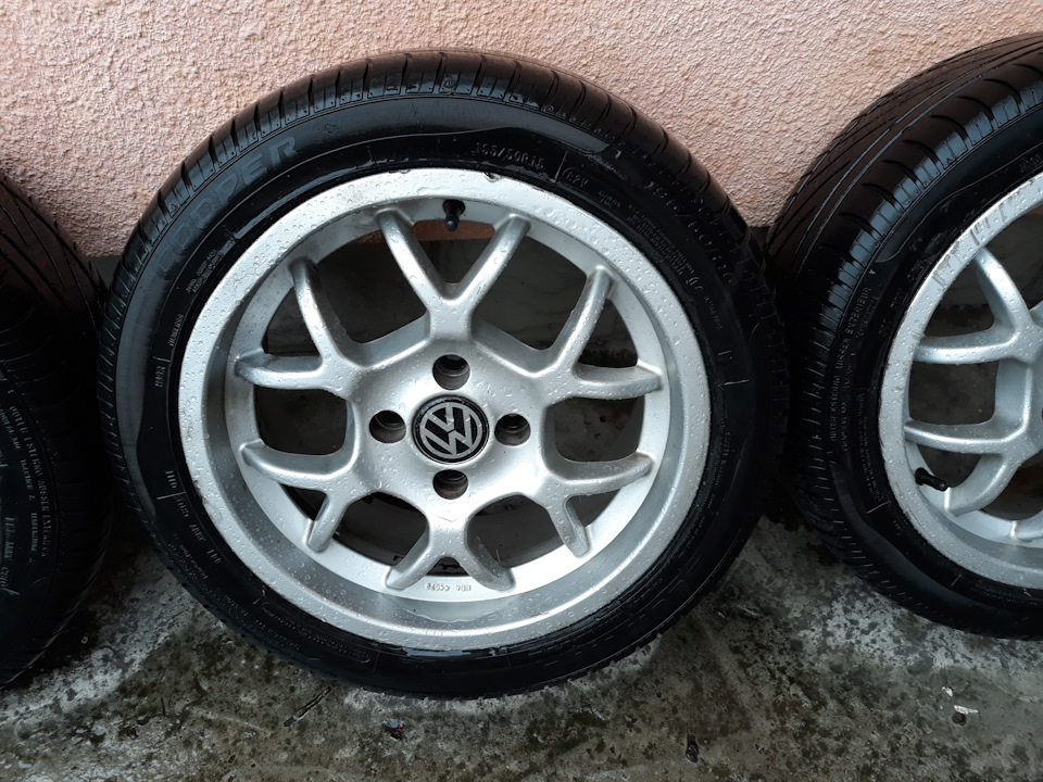 Enzo R15 4x100 4