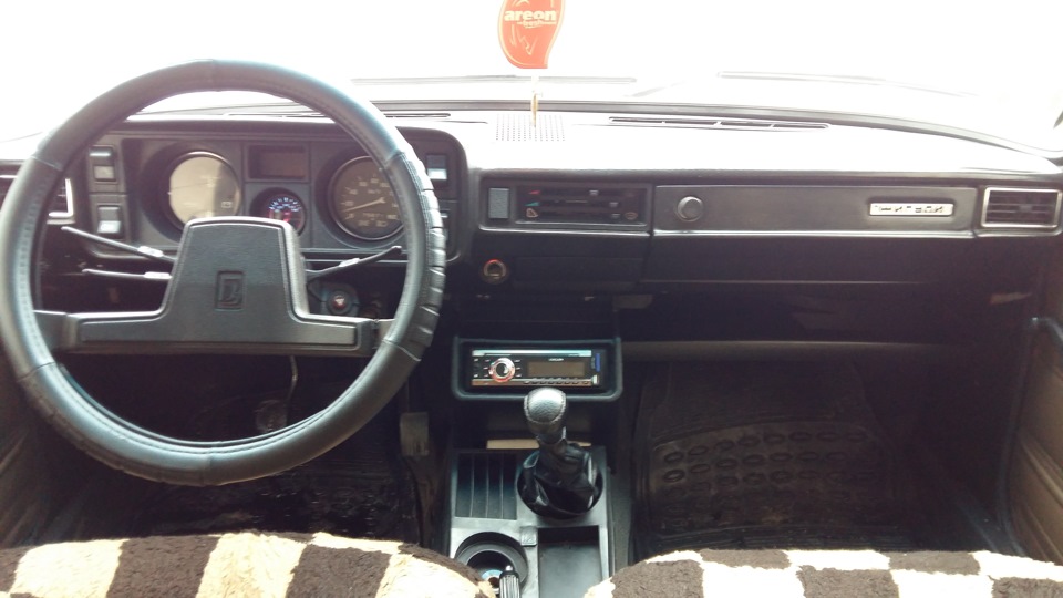 7. ВАЗ 2105 1.2 SPORT 3