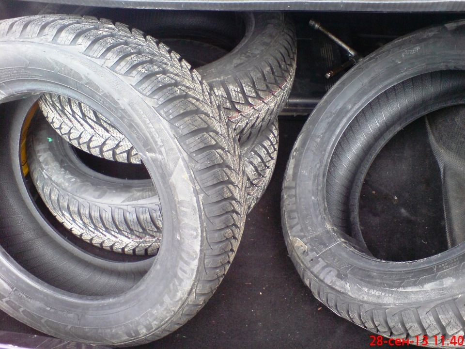 GOODYEAR UltraGrip 8 185/60R15 84T 2