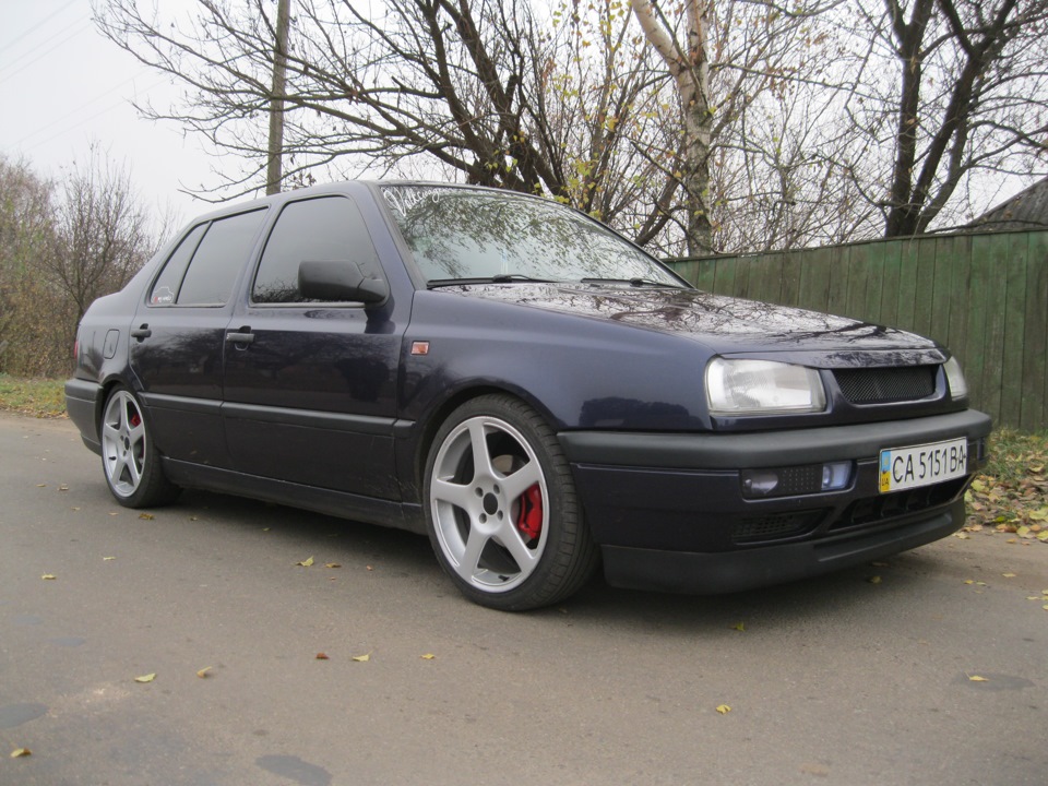 Приміряли EMR R17 4
