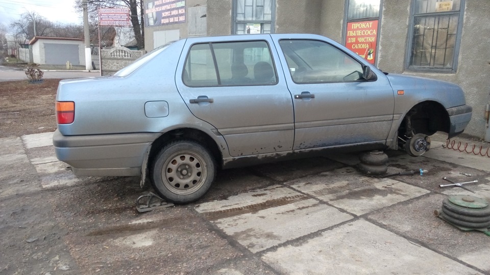 Потрапив у яму 1