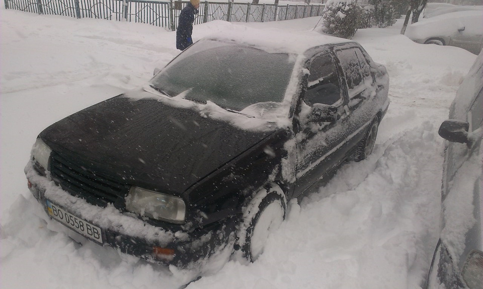 Вдягнув зимову гуму, їли додому доїхав ... 4
