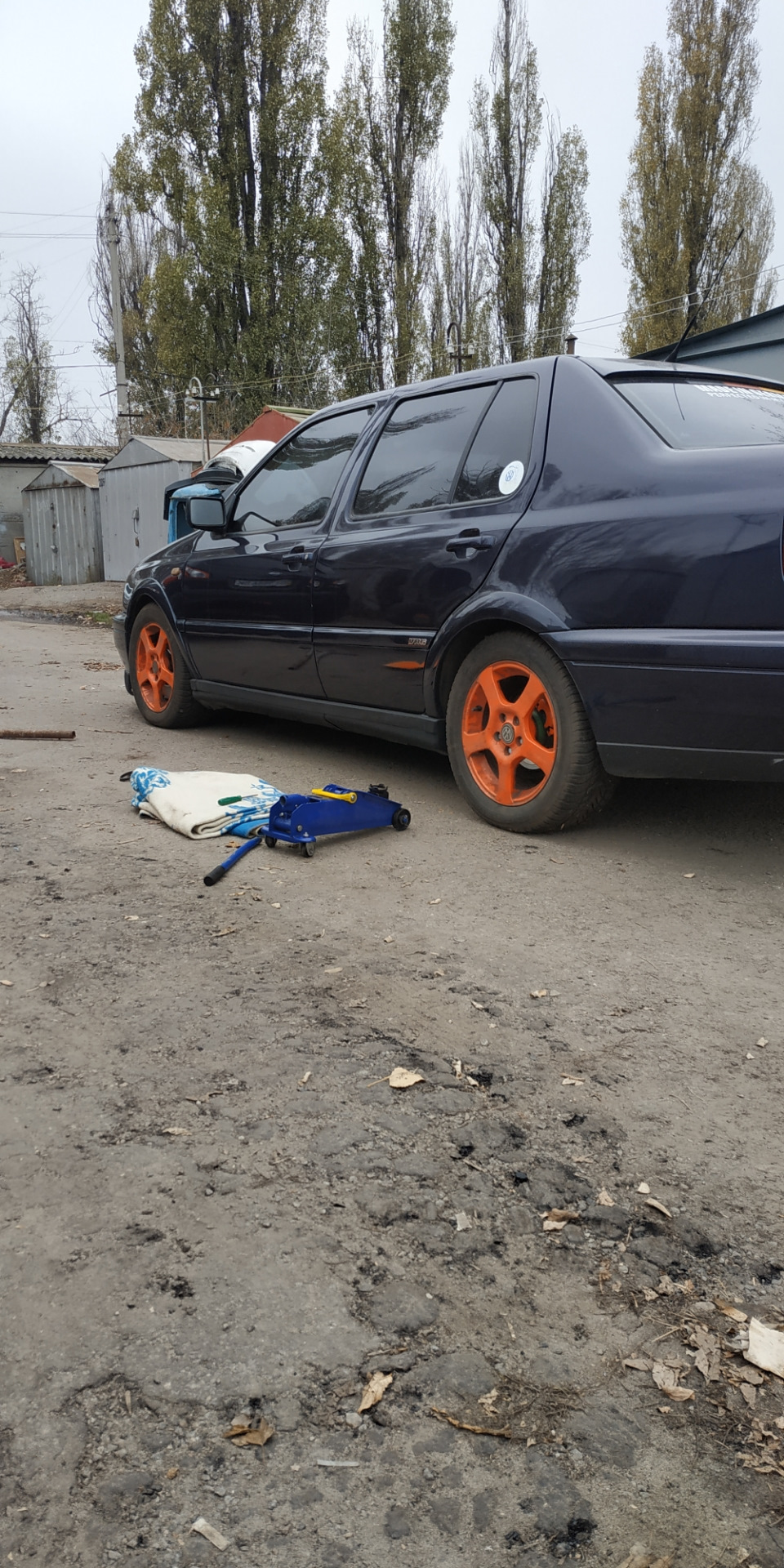 Зимові помаранчеві кеди))) 4