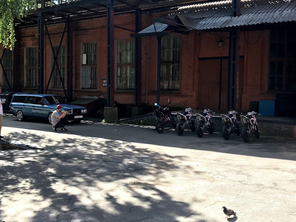 Volvo у кліпі Тимпаче 1