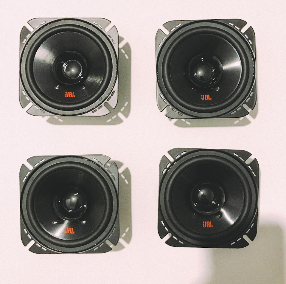 Музика: Blaupunkt Atlanta sqr47 + JBL Stage 402 3