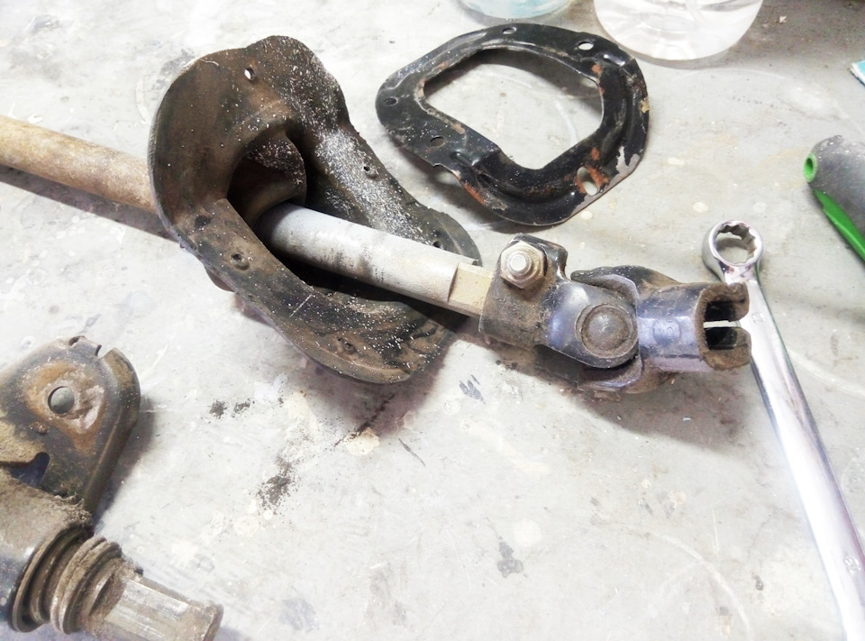 Ремонт рулевой колонки Volvo 340-360 2