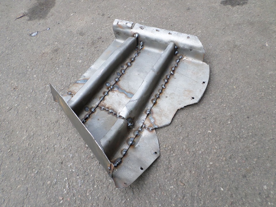 А справа йде) 2