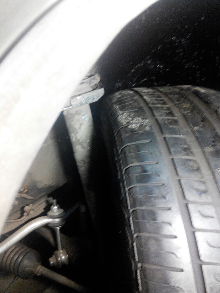 Купив пару на передок 225\45 R18 3