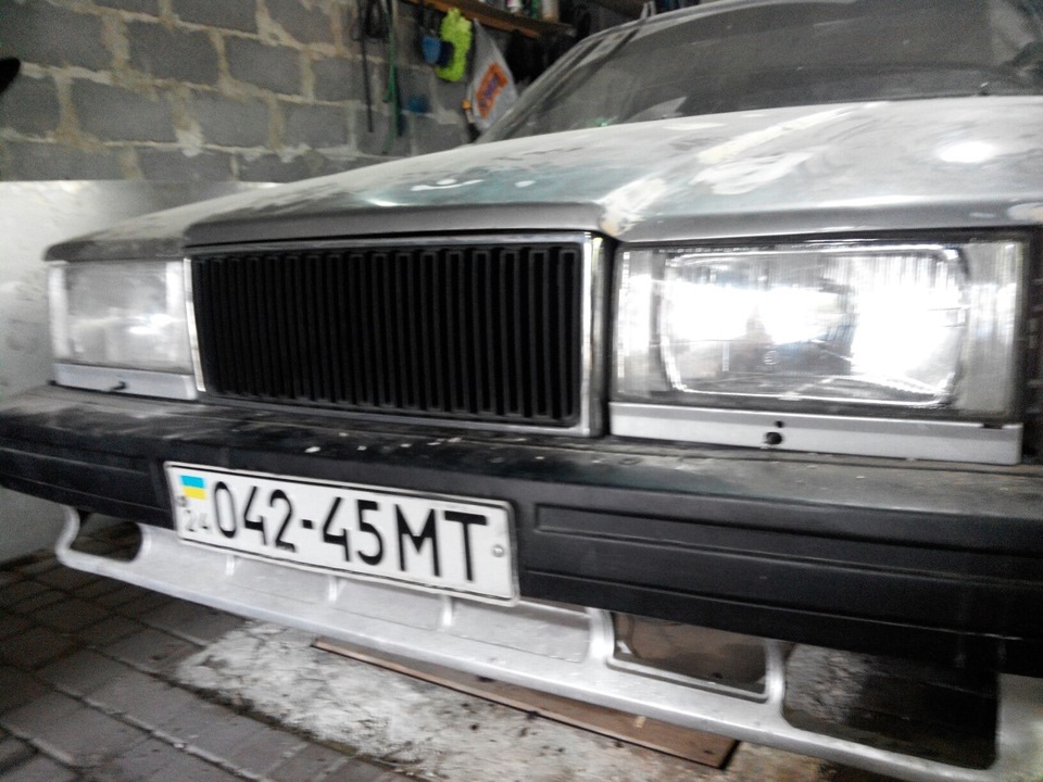 Грати та кілька дрібниць. 1