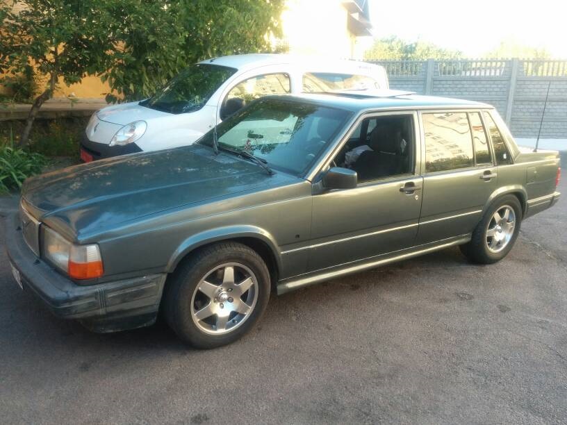У продажу ідеальний автомобіль для російських реалій. 1