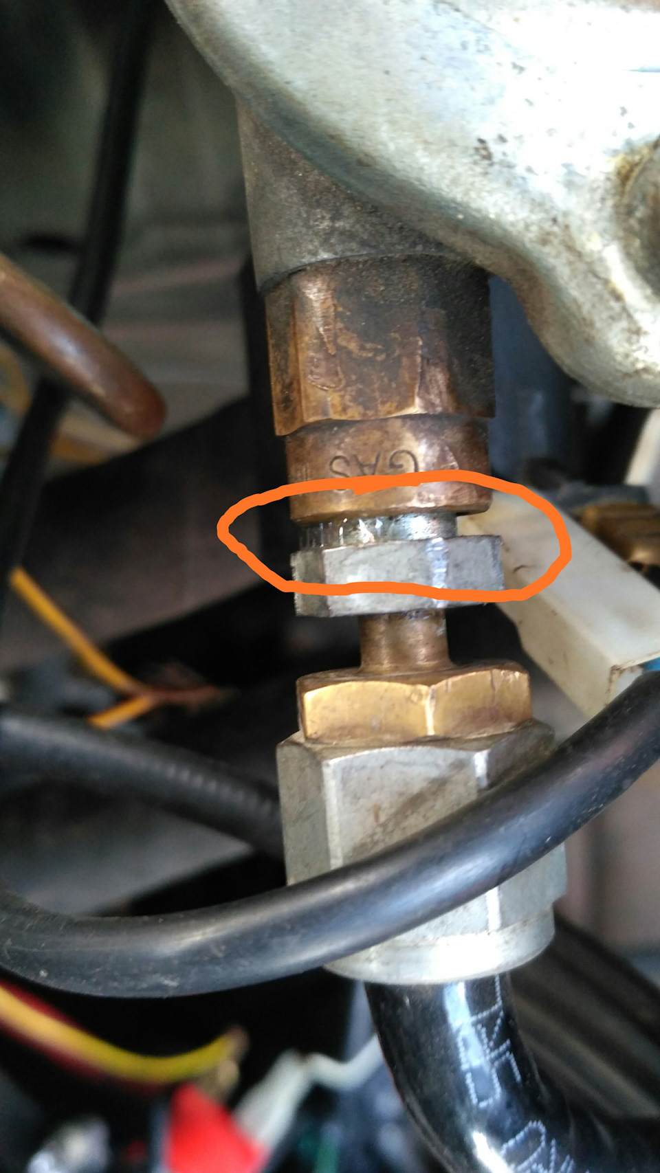 Пахне газом? 1