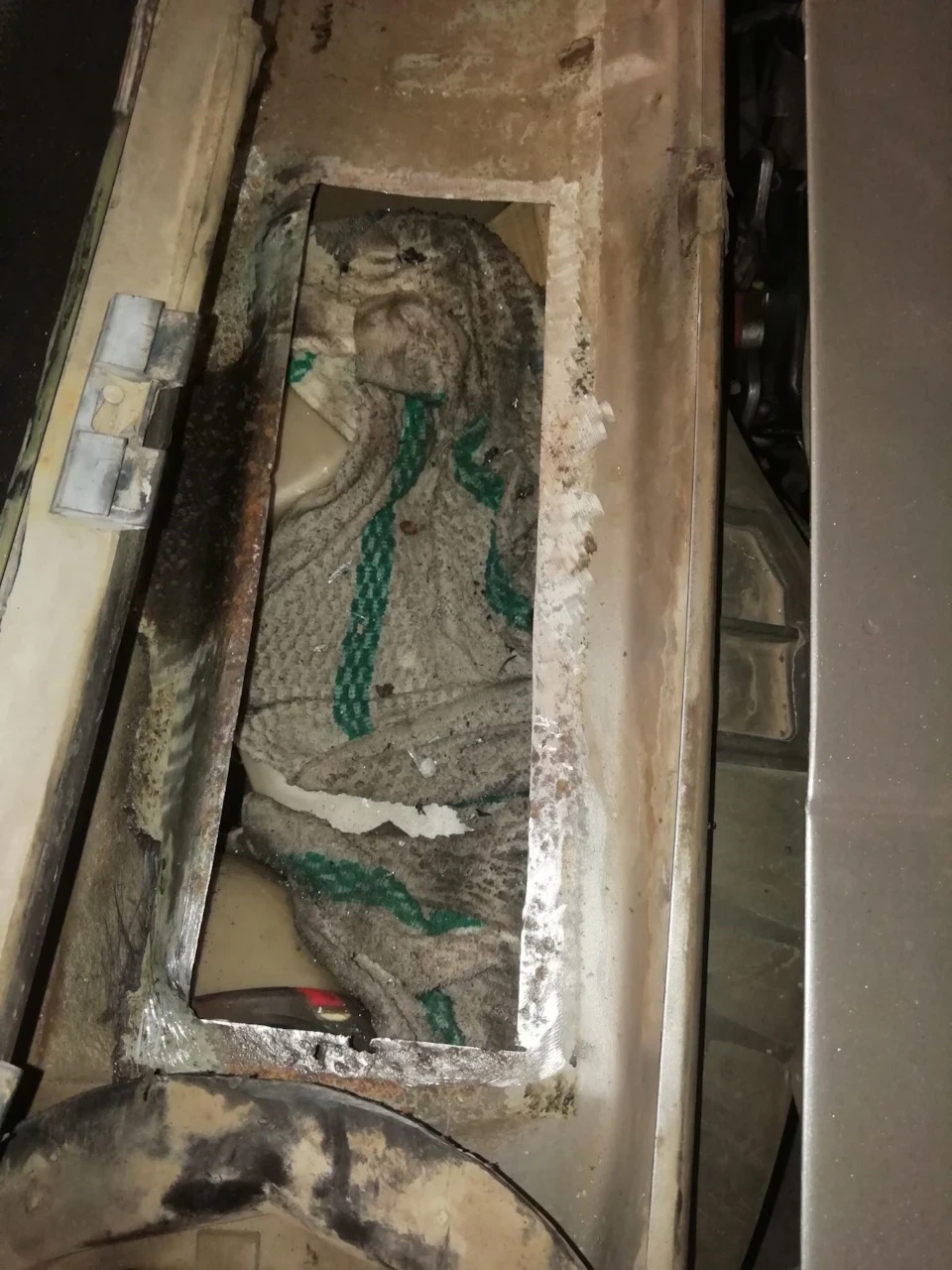 Ремонт стека під лобовим склом або продовження анонсу чергової торби