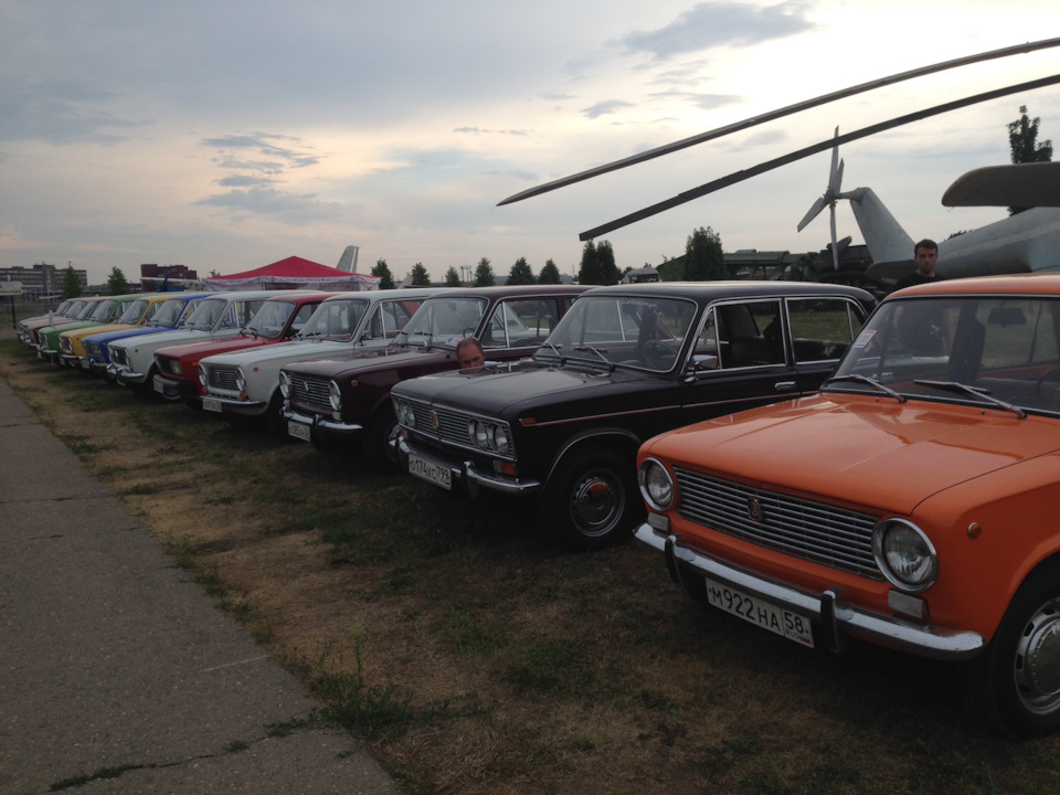 Ретрофестиваль Жигулі . 2