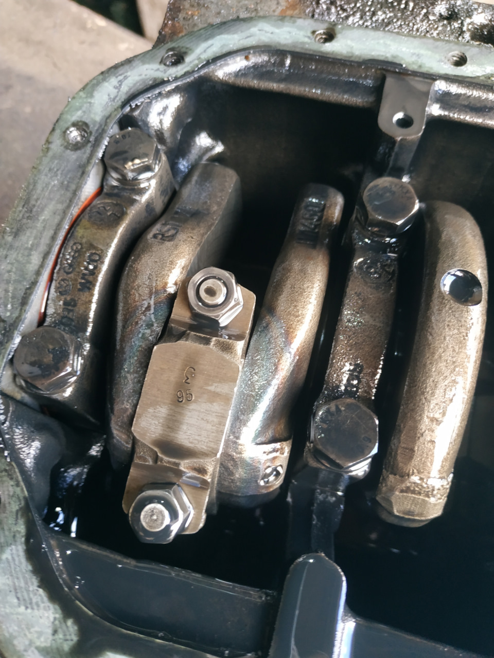 Профілактичний ремонт двигуна D24T Volvo 740 760 Diesel 4